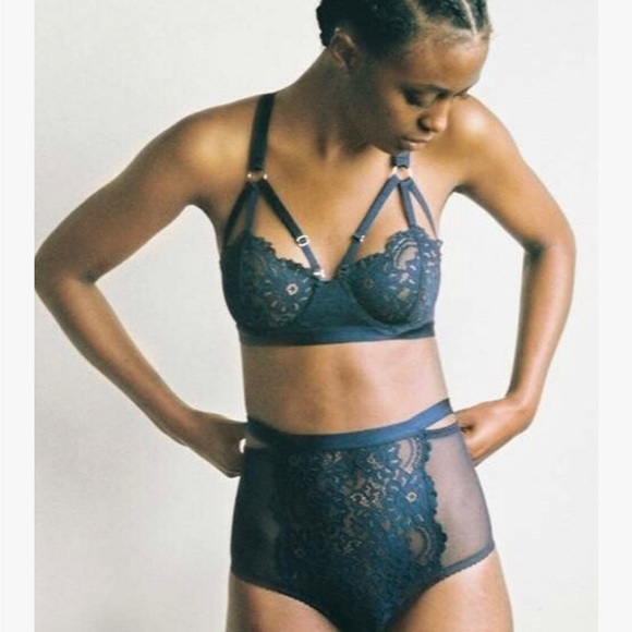 Lulu bra in Navy - Lonely Lingerie - Picture 3 of 3